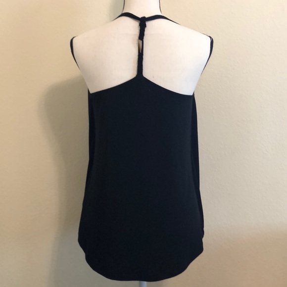 Black tank top - Picture 2 of 4